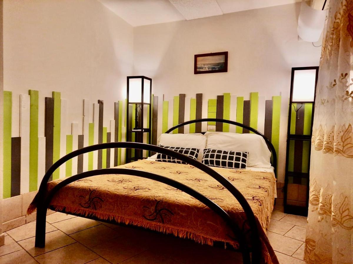 L'Oasi Di Chia Bed & Breakfast Dış mekan fotoğraf