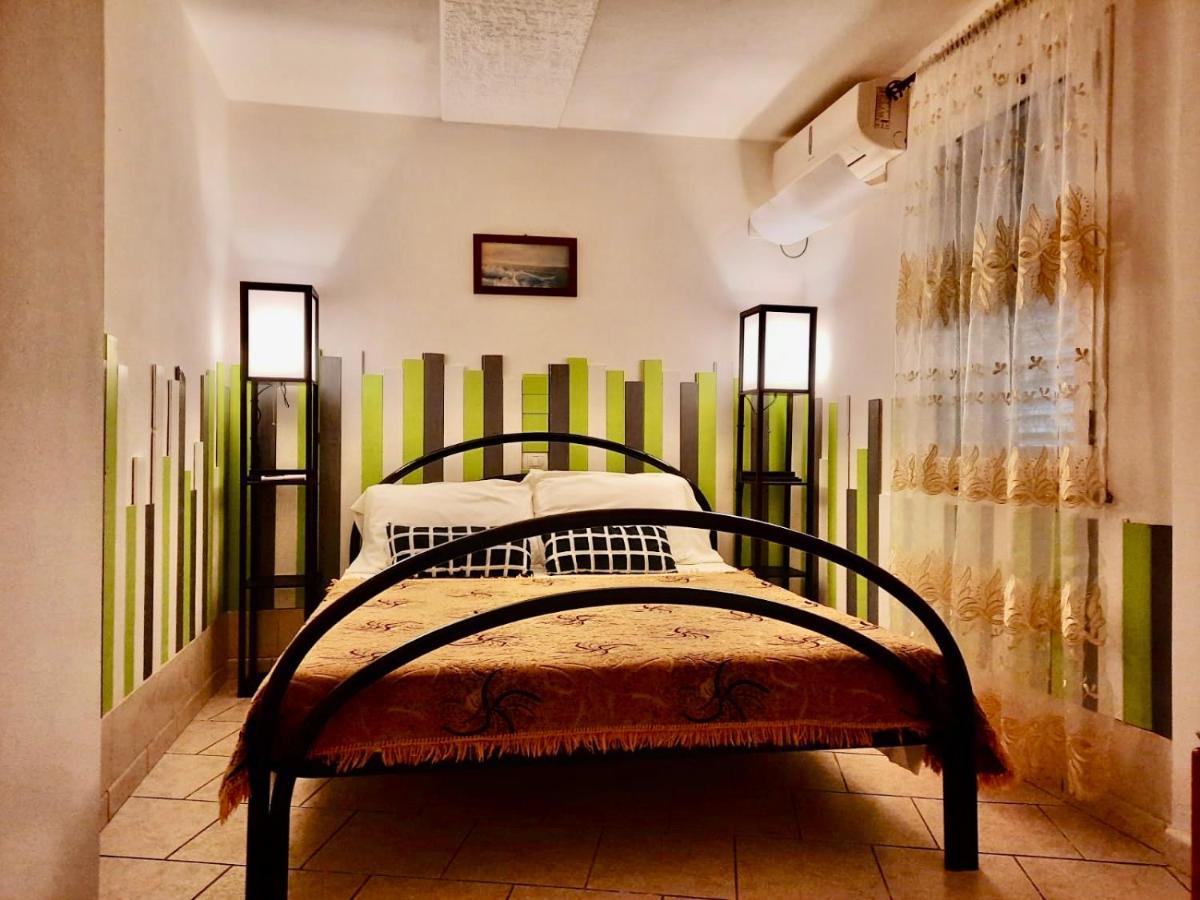 L'Oasi Di Chia Bed & Breakfast Dış mekan fotoğraf