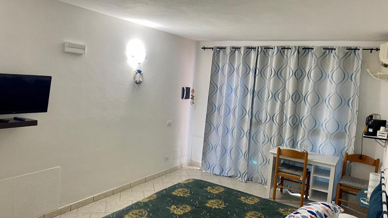 L'Oasi Di Chia Bed & Breakfast Dış mekan fotoğraf