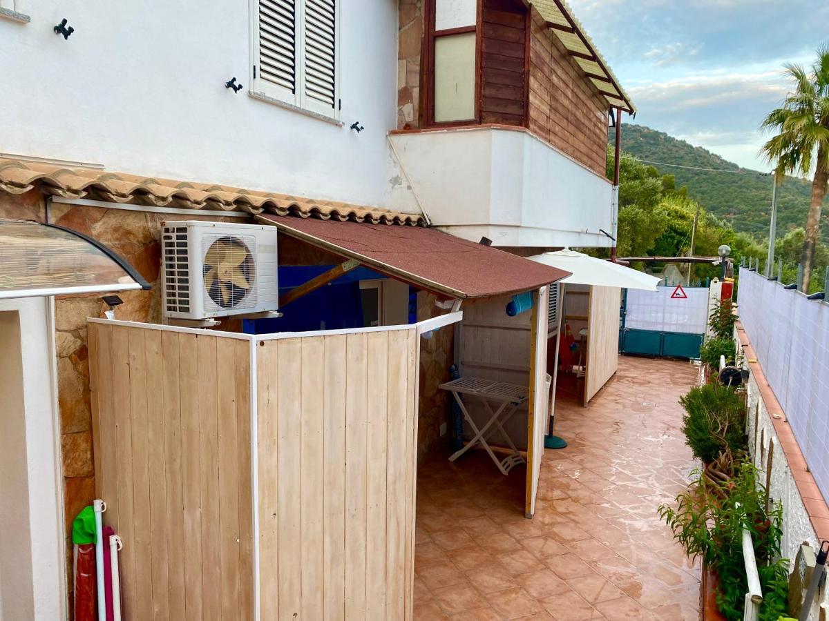 L'Oasi Di Chia Bed & Breakfast Dış mekan fotoğraf